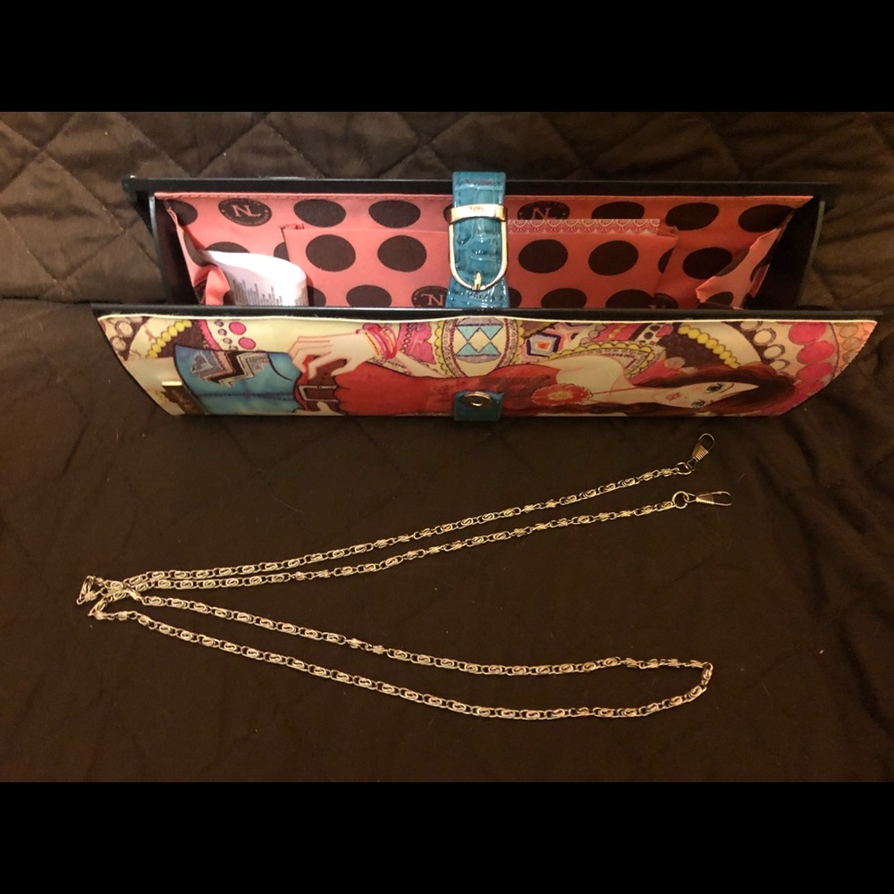 Nicole Lee Clutch - Picture 4 of 4